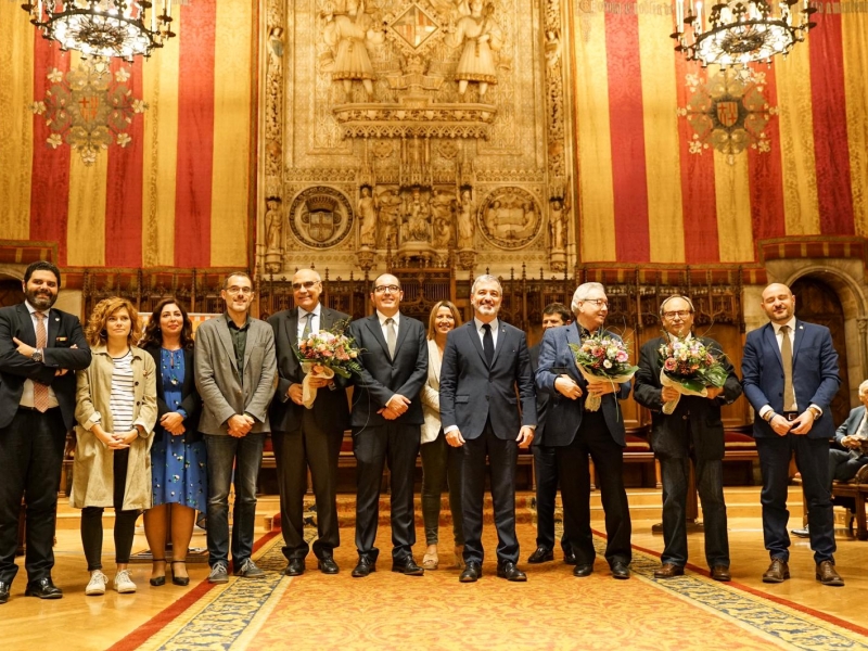       Amics de La Rambla entrega elguardó Ramblistad’Honor 2019 a Salvador Alemany, al Teatre Romea i a Arturo San Agustín (2)