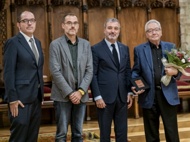       Amics de La Rambla entrega elguardó Ramblistad’Honor 2019 a Salvador Alemany, al Teatre Romea i a Arturo San Agustín (10)