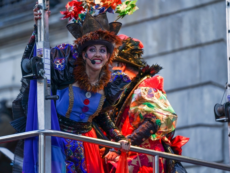 Un 'Arribo' espectacular inicia el Carnaval de Barcelona (1)