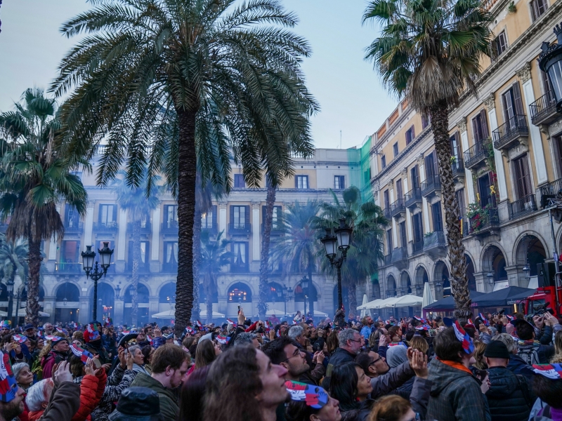 Un 'Arribo' espectacular inicia el Carnaval de Barcelona (3)