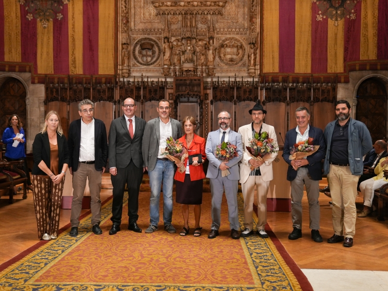 Amics de La Rambla entrega el guardó Ramblista d’Honor 2022 a la llibreria Pompeia, el Museu Marítim de Barcelona i a Juli Capella (2)