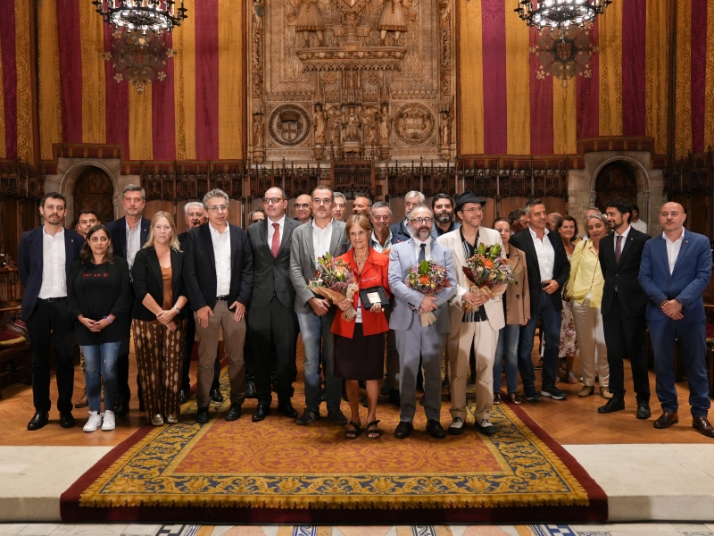 Amics de La Rambla entrega el guardó Ramblista d’Honor 2022 a la llibreria Pompeia, el Museu Marítim de Barcelona i a Juli Capella (5)