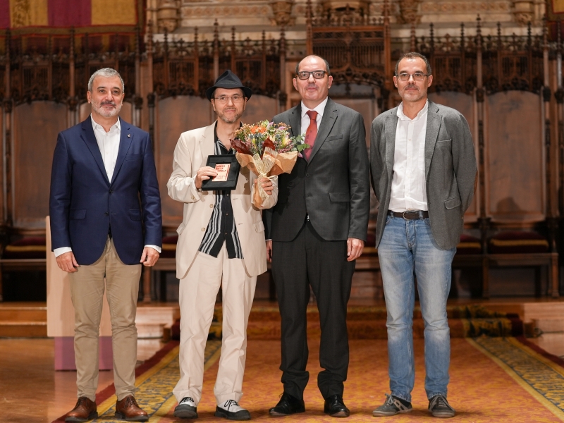 Amics de La Rambla entrega el guardó Ramblista d’Honor 2022 a la llibreria Pompeia, el Museu Marítim de Barcelona i a Juli Capella (14)
