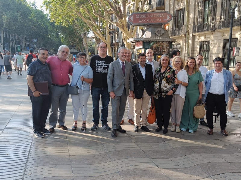 L'alcalde de Barcelona, Jaume Collboni es reuneix amb Amics de La Rambla (5)