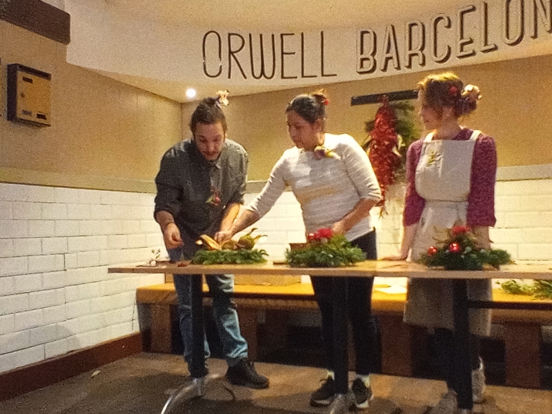 El restaurant Moka acull els tallers 'Per Nadal decora amb flors de La Rambla' (7)