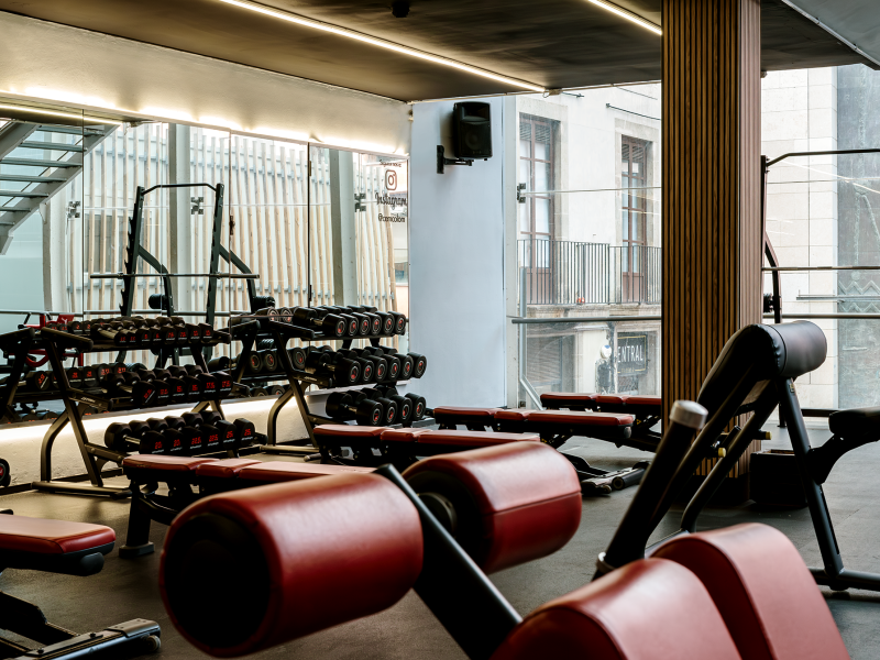 Lleuresport renova la sala de fitness del CEM Colom (4)